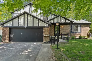 3614 Rochfort Bridge, Columbus, OH 43221 - Photo 1