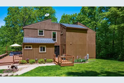 10383 Twin Oaks Drive, Cambridge, OH 43725 - Photo 1