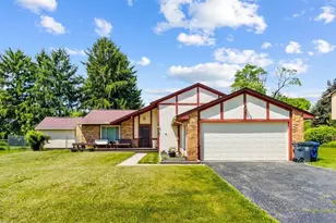 463 Rosehill Rd, Reynoldsburg, OH 43068 - Photo 1