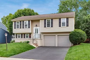 2405 Dorothy Ln, Grove City, OH 43123 - Photo 1