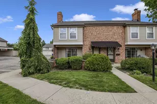 1681 St James Ct, Columbus, OH 43220 - Photo 1