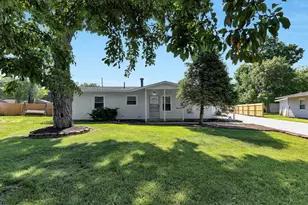 1116 Gibson Rd, Reynoldsburg, OH 43068 - Photo 1