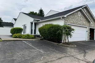 4689 Parrau Dr, Columbus, OH 43228 - Photo 1