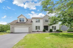 921 McMunn St, Pickerington, OH 43147 - Photo 1