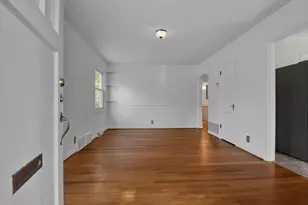 239 N Kellner Rd, Columbus, OH 43209 - Photo 1
