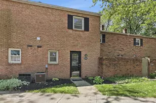 4792 Merrifield Pl, Columbus, OH 43220 - Photo 1