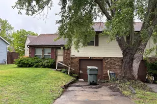 2862 Continental Dr, Reynoldsburg, OH 43068 - Photo 1