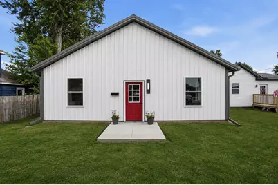 72 E Main Street, Zanesville, OH 43701 - Photo 1