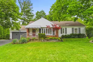 2656 Zollinger Rd, Upper Arlington, OH 43221 - Photo 1