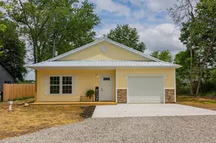 5719 Dahlia Dr NE, Thornville, OH 43076 - Photo 1
