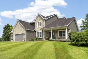 1938 W Glenhurst Dr NW, Lancaster, OH 43130 - Photo 1