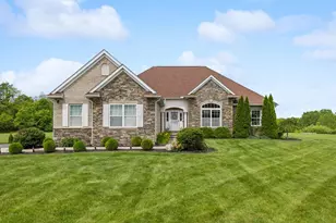 53 Club House Dr, South Charleston, OH 45368 - Photo 1