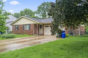 1393 Bellflower Ave, Columbus, OH 43204 - Photo 1