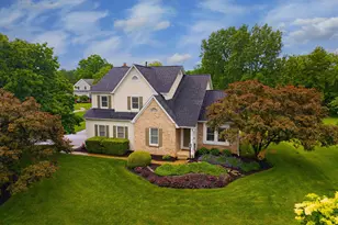 242 Farm Creek Dr, Columbus, OH 43230 - Photo 1