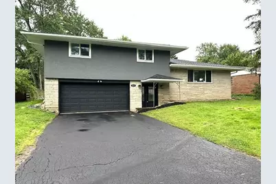 3521 Darbyshire Drive, Hilliard, OH 43026 - Photo 1
