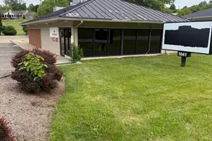 1061 Coshocton Ave, Mount Vernon, OH 43050 - Photo 1