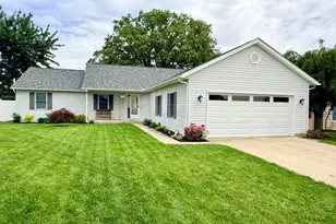 1221 Woodline Dr, Marysville, OH 43040 - Photo 1