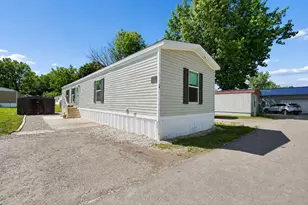 4711 Walnut Rd, Buckeye Lake, OH 43008 - Photo 1
