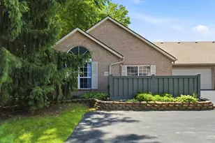 6069 Blendon Chase Dr, Westerville, OH 43081 - Photo 1