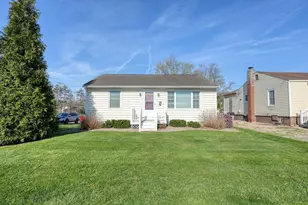 2411 Bell St, Zanesville, OH 43701 - Photo 1
