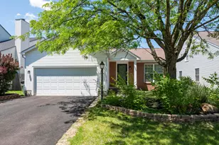 1559 Trabue Woods Blvd, Columbus, OH 43228 - Photo 1