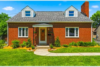 260 Dixon Court, Columbus, OH 43214 - Photo 1