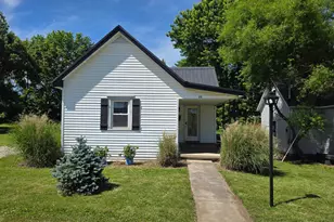 25 E 10th St, Wellston, OH 45692 - Photo 1