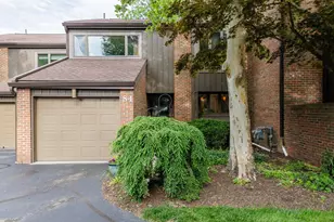 84 Glen Dr, Worthington, OH 43085 - Photo 1
