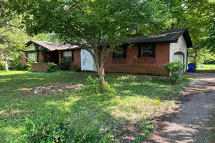 2133 McCutcheon Rd, Columbus, OH 43219 - Photo 1
