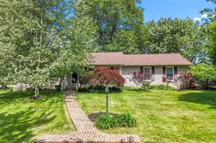 328 Darlene St, Centerburg, OH 43011 - Photo 1