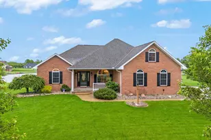 2272 Flagstick Dr, Marion, OH 43302 - Photo 1