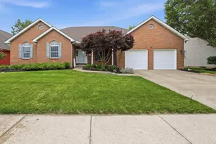 511 Palm Dr, Marysville, OH 43040 - Photo 1