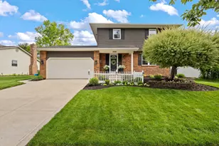 2166 Blackoak Ave, Columbus, OH 43229 - Photo 1