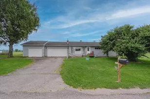 121 Clark Dr, Chillicothe, OH 45601 - Photo 1