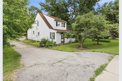 1862 Harrisburg Pike, Grove City, OH 43123 - Photo 1