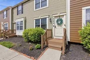 5094 Stoneybrook Blvd, Hilliard, OH 43026 - Photo 1