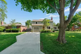 2088 Inchcliff Rd, Columbus, OH 43221 - Photo 1