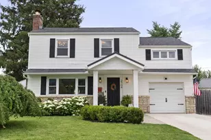 2704 Brandon Rd, Upper Arlington, OH 43221 - Photo 1