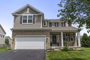 916 Fresno St, Pickerington, OH 43147 - Photo 1