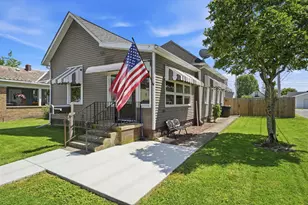683 E Hunter St, Logan, OH 43138 - Photo 1