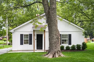 7712 Palmer Rd SW, Reynoldsburg, OH 43068 - Photo 1