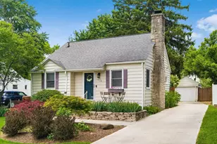 434 Wetmore Rd, Columbus, OH 43214 - Photo 1