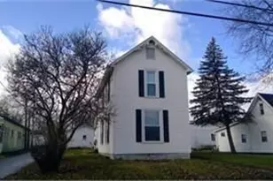 315 S Maple St, Marysville, OH 43040 - Photo 1