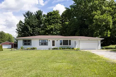 72 Lake Drive SW, Pataskala, OH 43062 - Photo 1