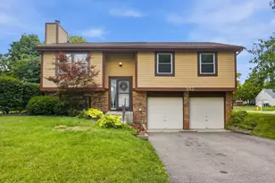 352 Timbercreek Rd, Reynoldsburg, OH 43068 - Photo 1