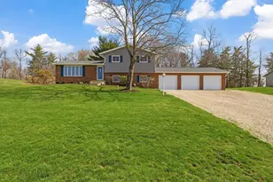280 Wildwood Dr, Zanesville, OH 43701 - Photo 1
