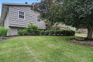 802 Larkspur Dr, Newark, OH 43055 - Photo 1
