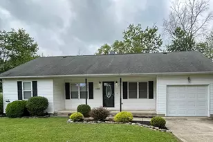 106 Liberty Pl, Bloomingburg, OH 43106 - Photo 1