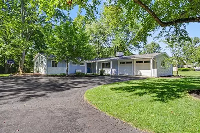 3335 Darbyshire Drive, Hilliard, OH 43026 - Photo 1