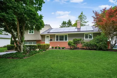 258 Sinsbury Drive N, Worthington, OH 43085 - Photo 1